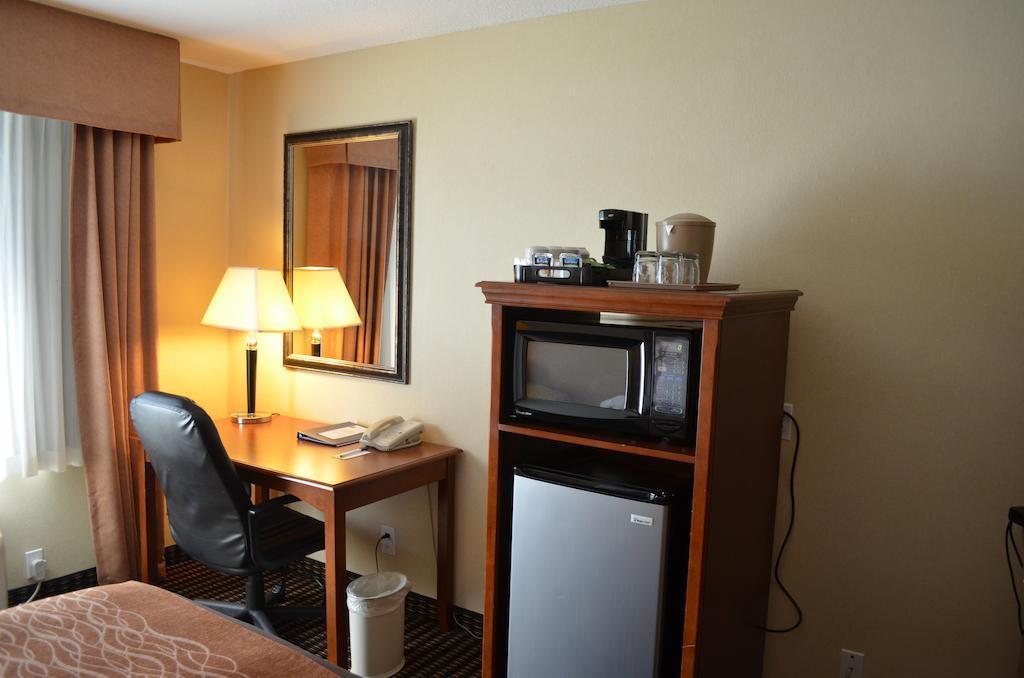 Comfort Inn & Suites Vancouver Downtown City Center Εξωτερικό φωτογραφία