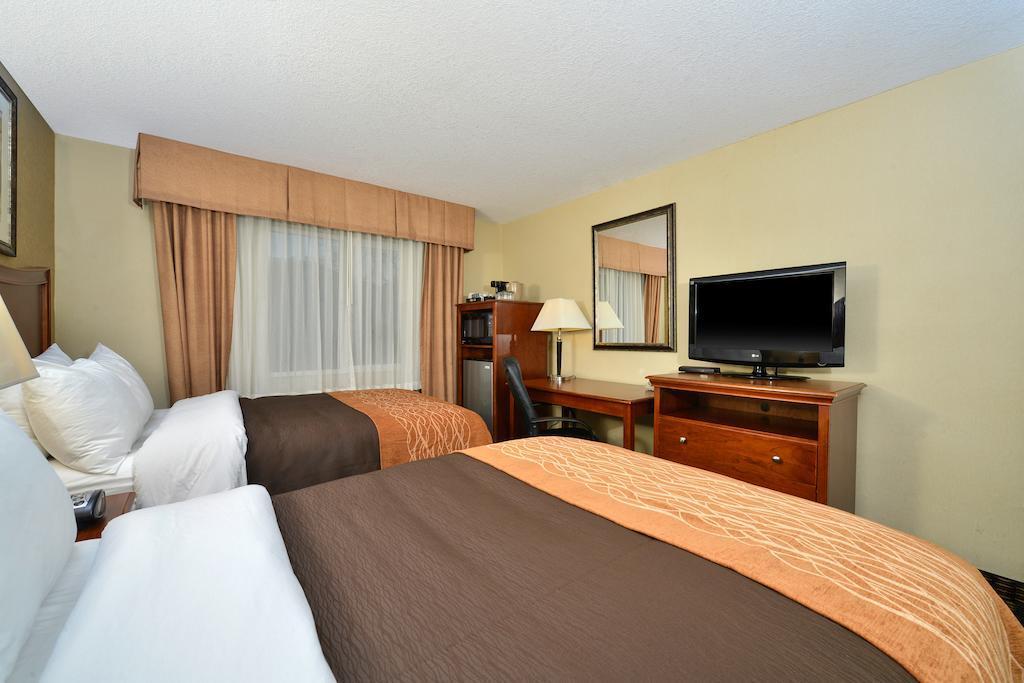 Comfort Inn & Suites Vancouver Downtown City Center Εξωτερικό φωτογραφία