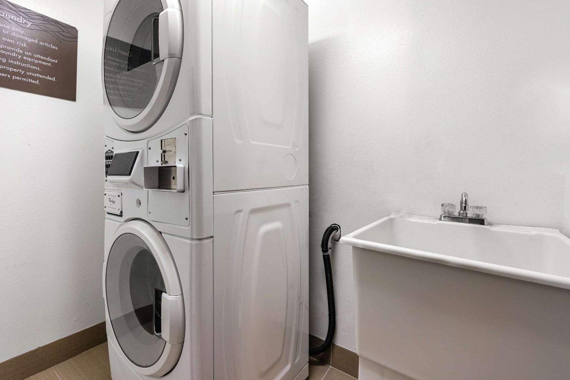 Comfort Inn & Suites Vancouver Downtown City Center Εξωτερικό φωτογραφία
