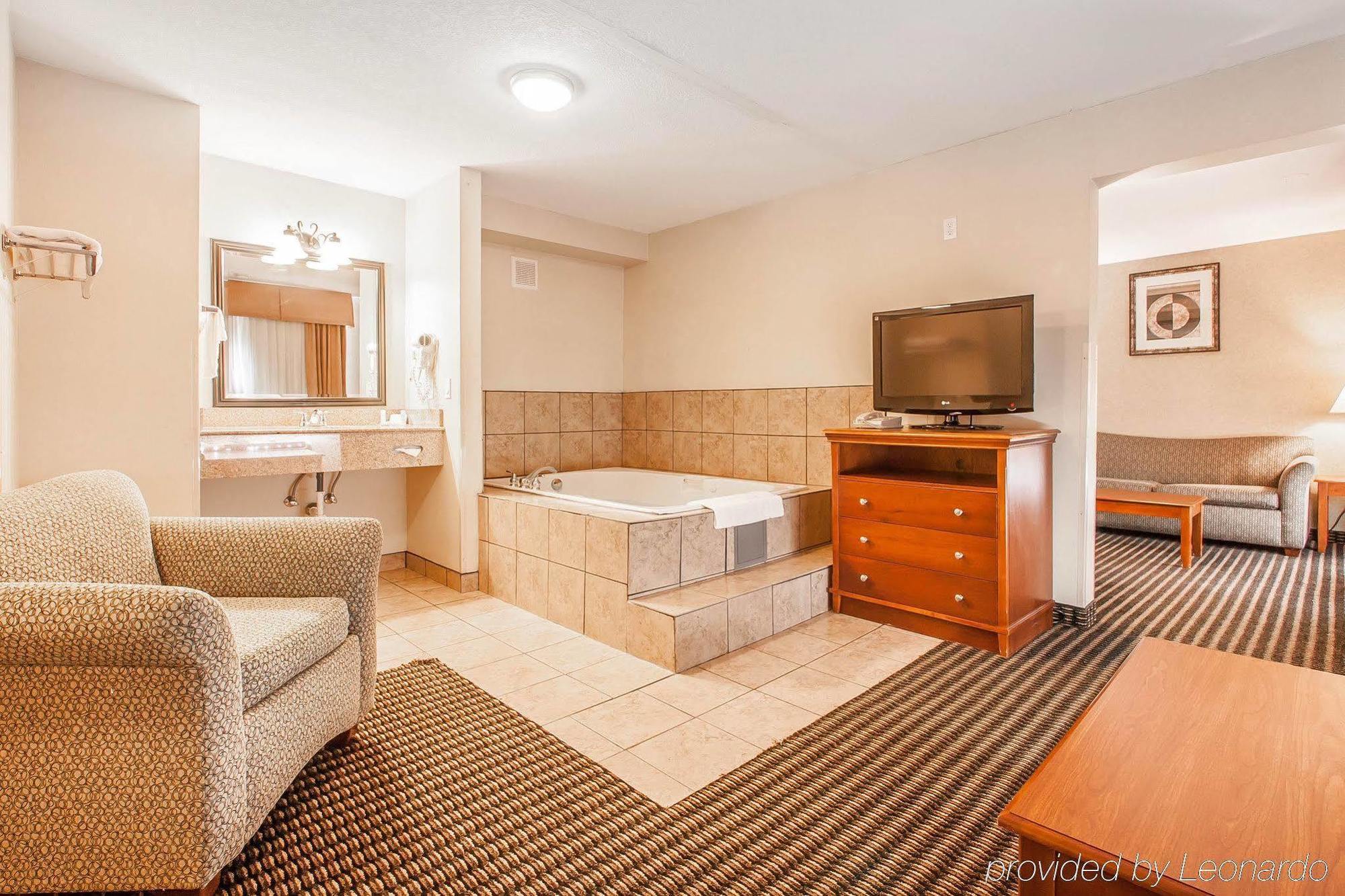 Comfort Inn & Suites Vancouver Downtown City Center Εξωτερικό φωτογραφία