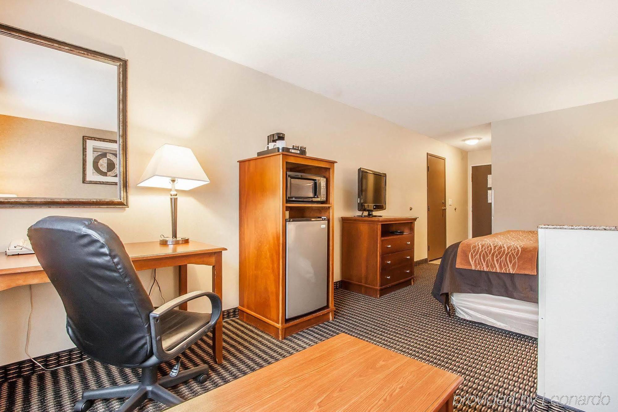 Comfort Inn & Suites Vancouver Downtown City Center Εξωτερικό φωτογραφία