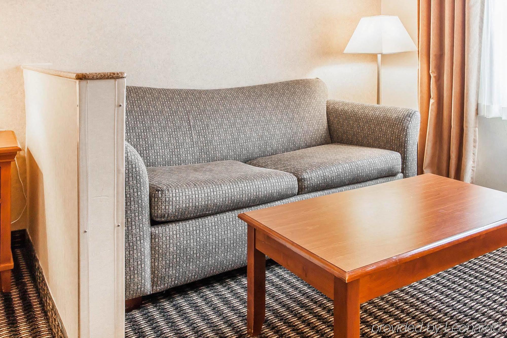 Comfort Inn & Suites Vancouver Downtown City Center Εξωτερικό φωτογραφία